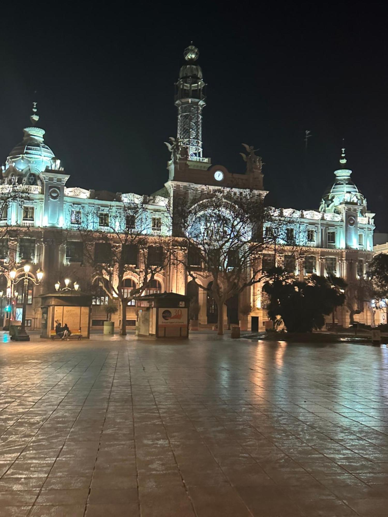 Mirador 1 Del Mercado Central - Habitacion Con Bano Privado En El Centro De La Ciudad Vella Valencia Bagian luar foto